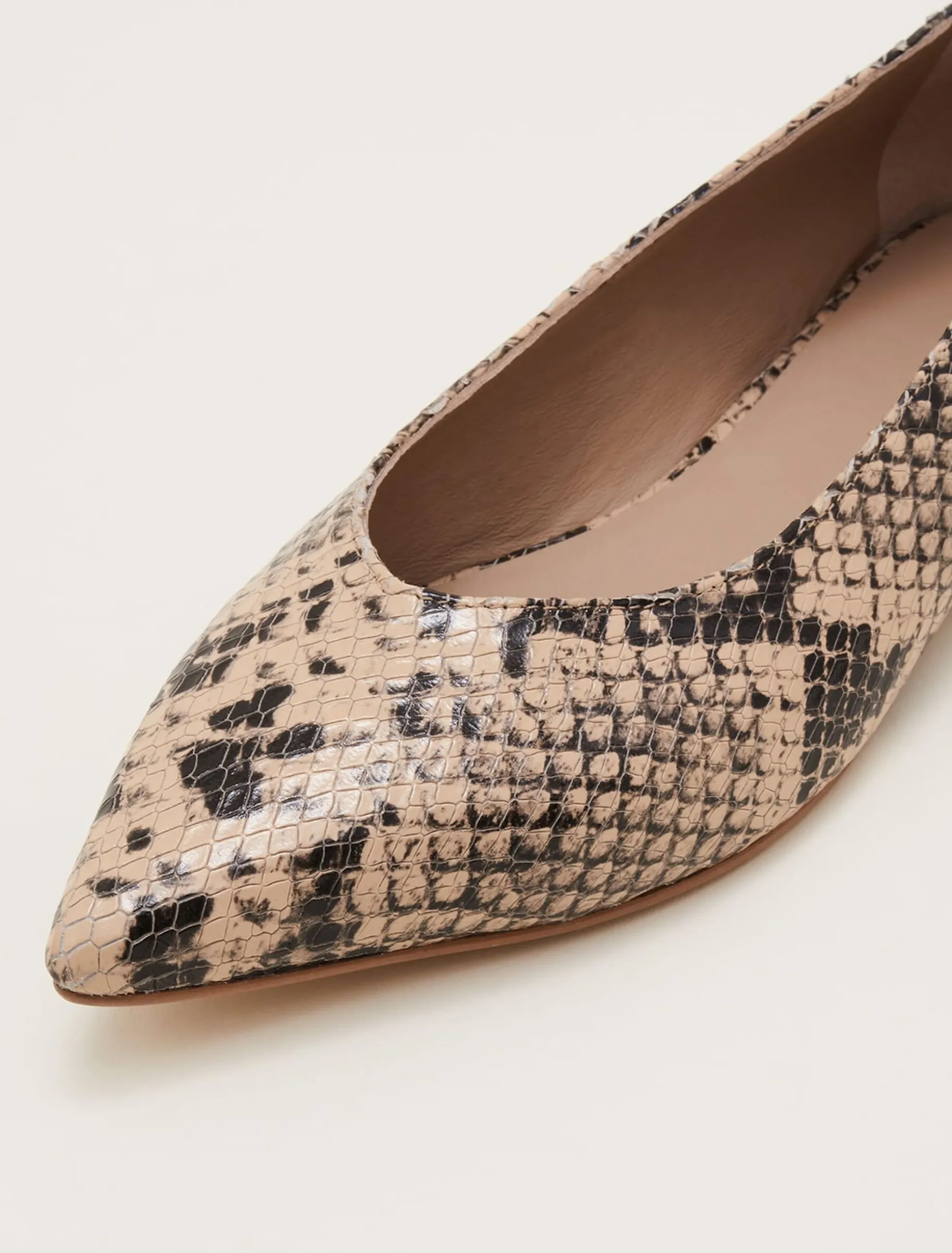 Flats^Phase Eight Animal Print Pump Snake