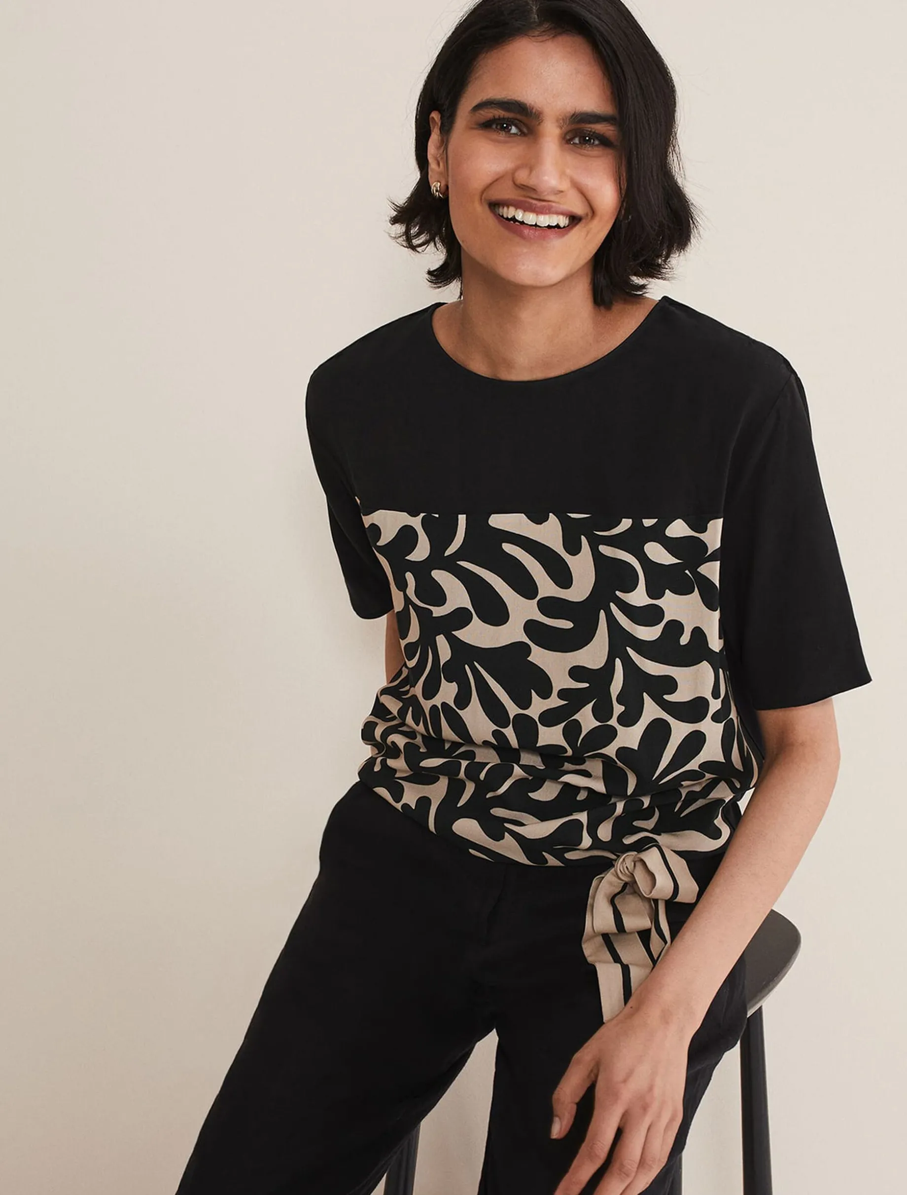 Tops & T-Shirts^Phase Eight Arie Side Tie Top Stone/Black
