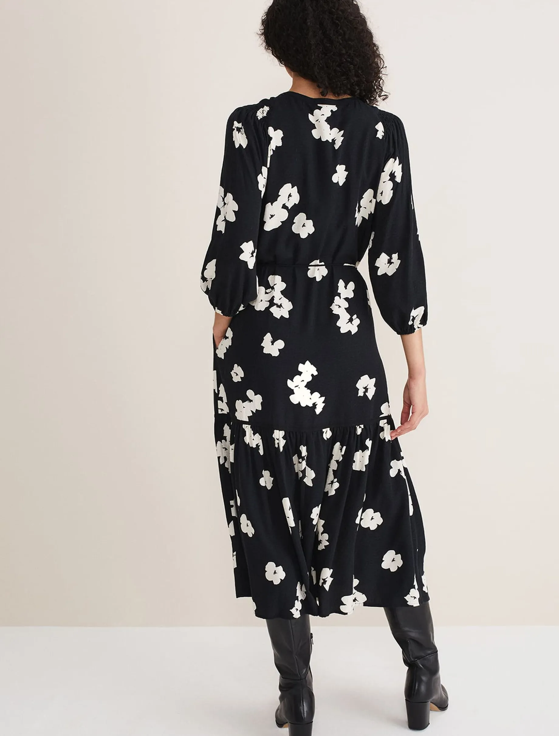 Dresses^Phase Eight Ava Geo Print Midaxi Dress Black/Ivory