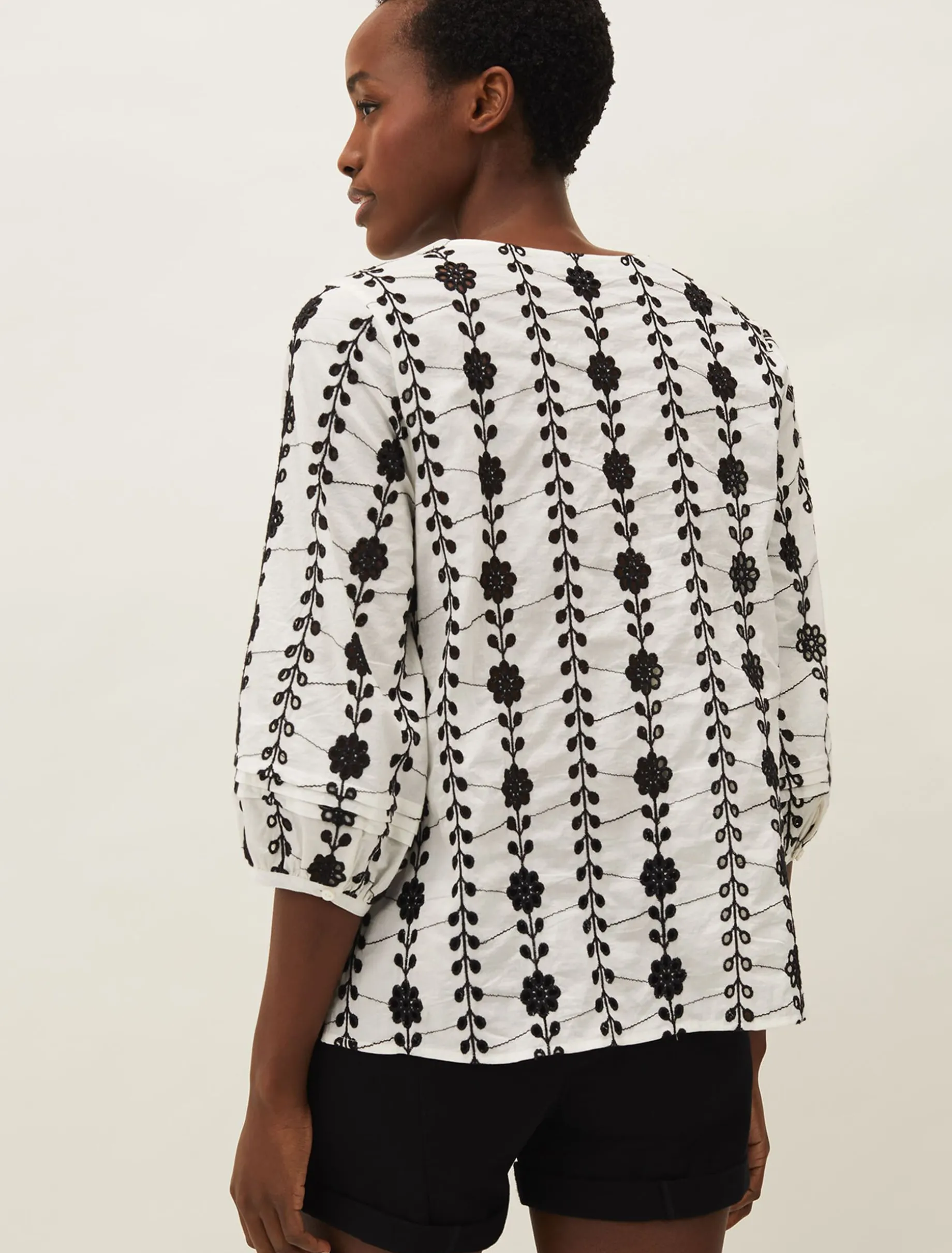 Shirts & Blouses^Phase Eight Caela Broderie Blouse White/Black