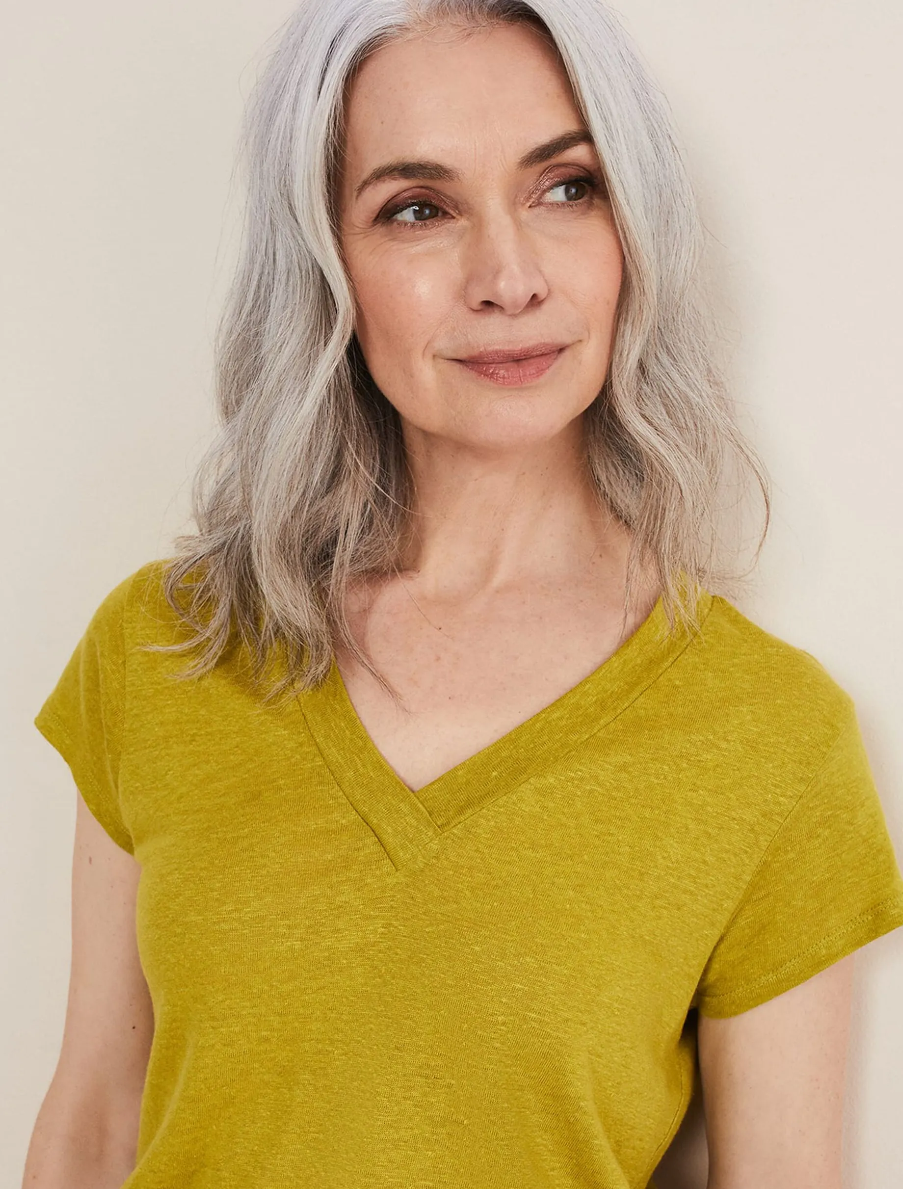 Tops & T-Shirts^Phase Eight Emera V Neck Top Lime