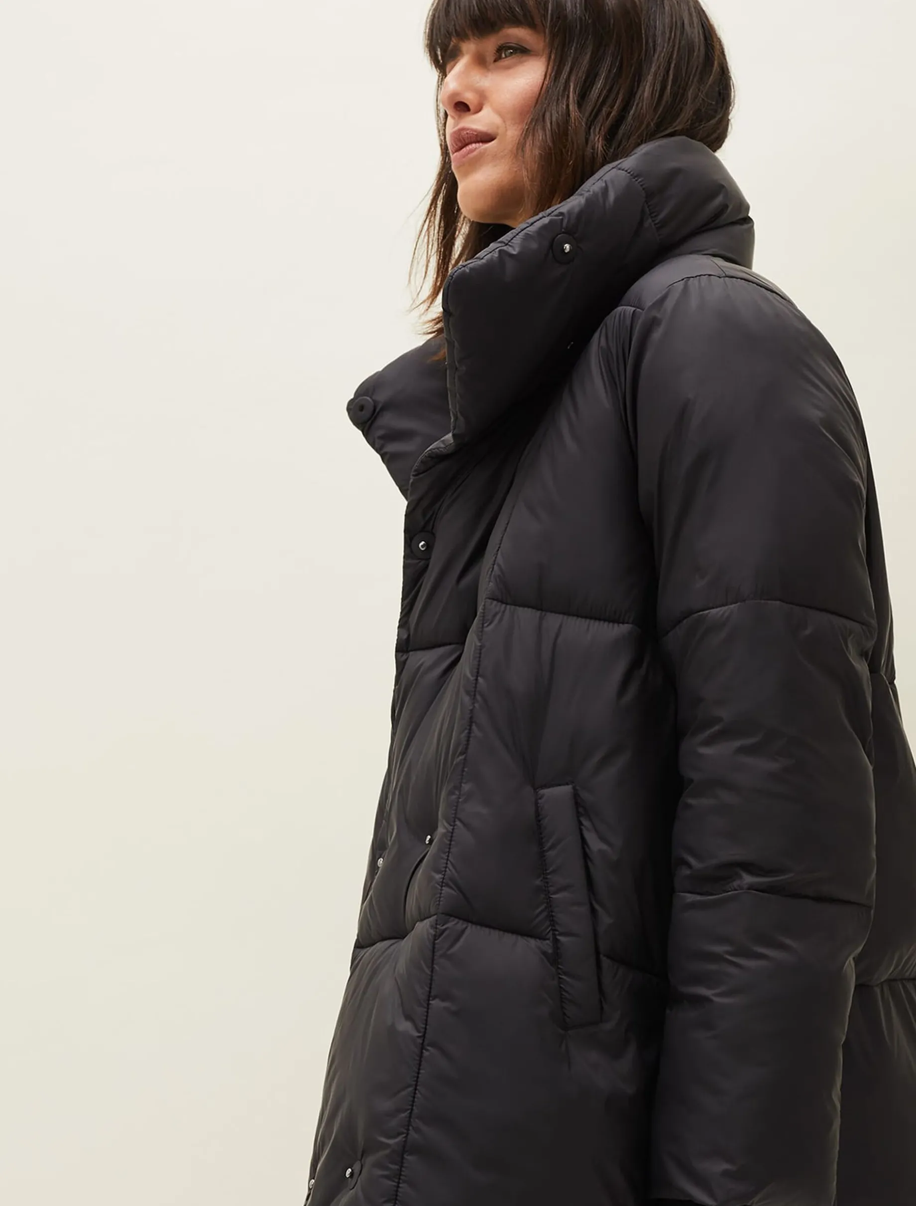 Coats^Phase Eight Eshima Short Puffer Coat Black