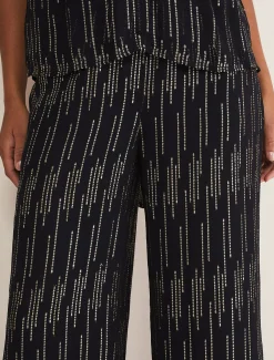 Trousers & Shorts^Phase Eight Eula Lurex Trouser Co-Ord Black/Gold