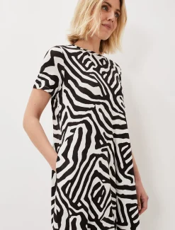 Dresses^Phase Eight Isabelle Zebra Print Dress Black/Ivory