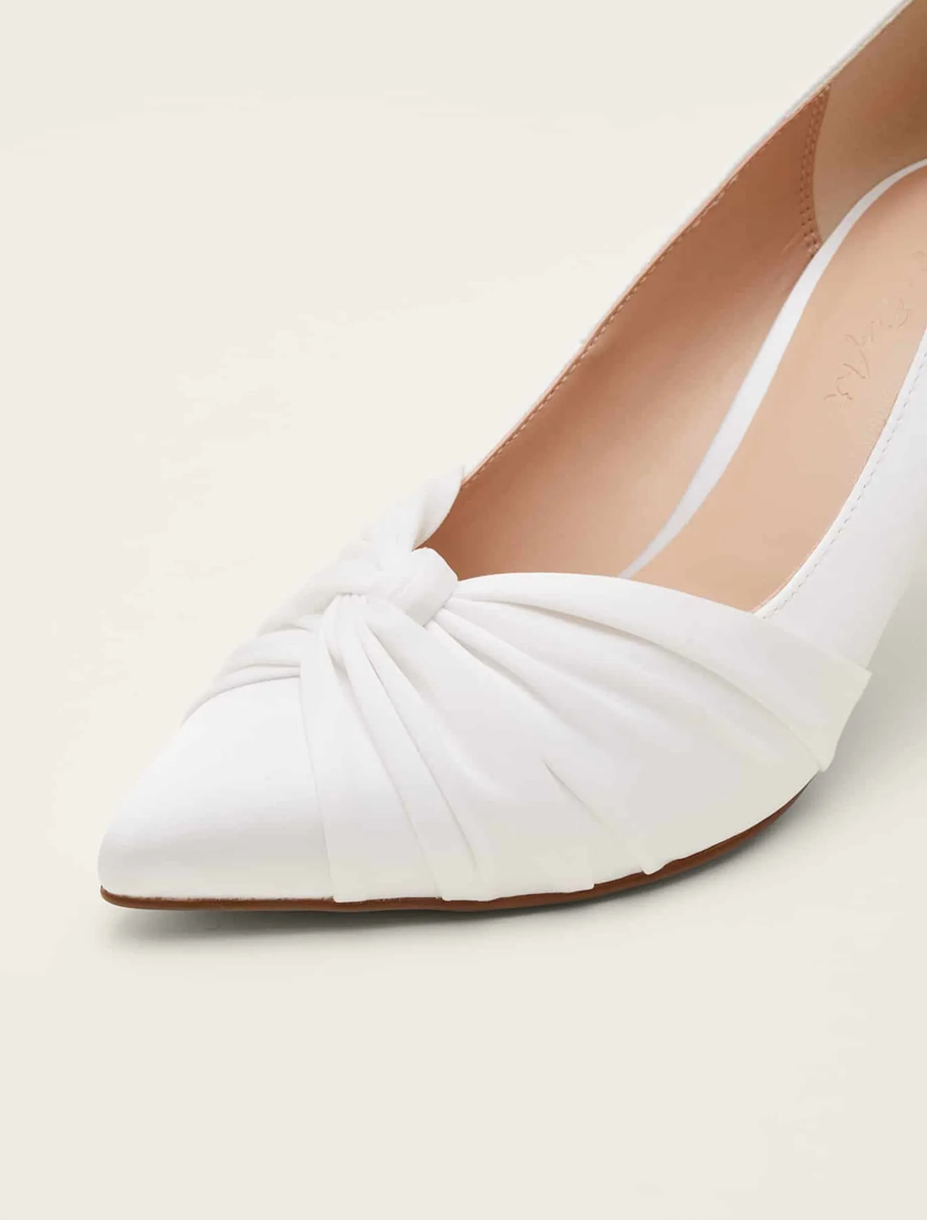 Occasion Shoes^Phase Eight Kendal Court Shoe Ivory