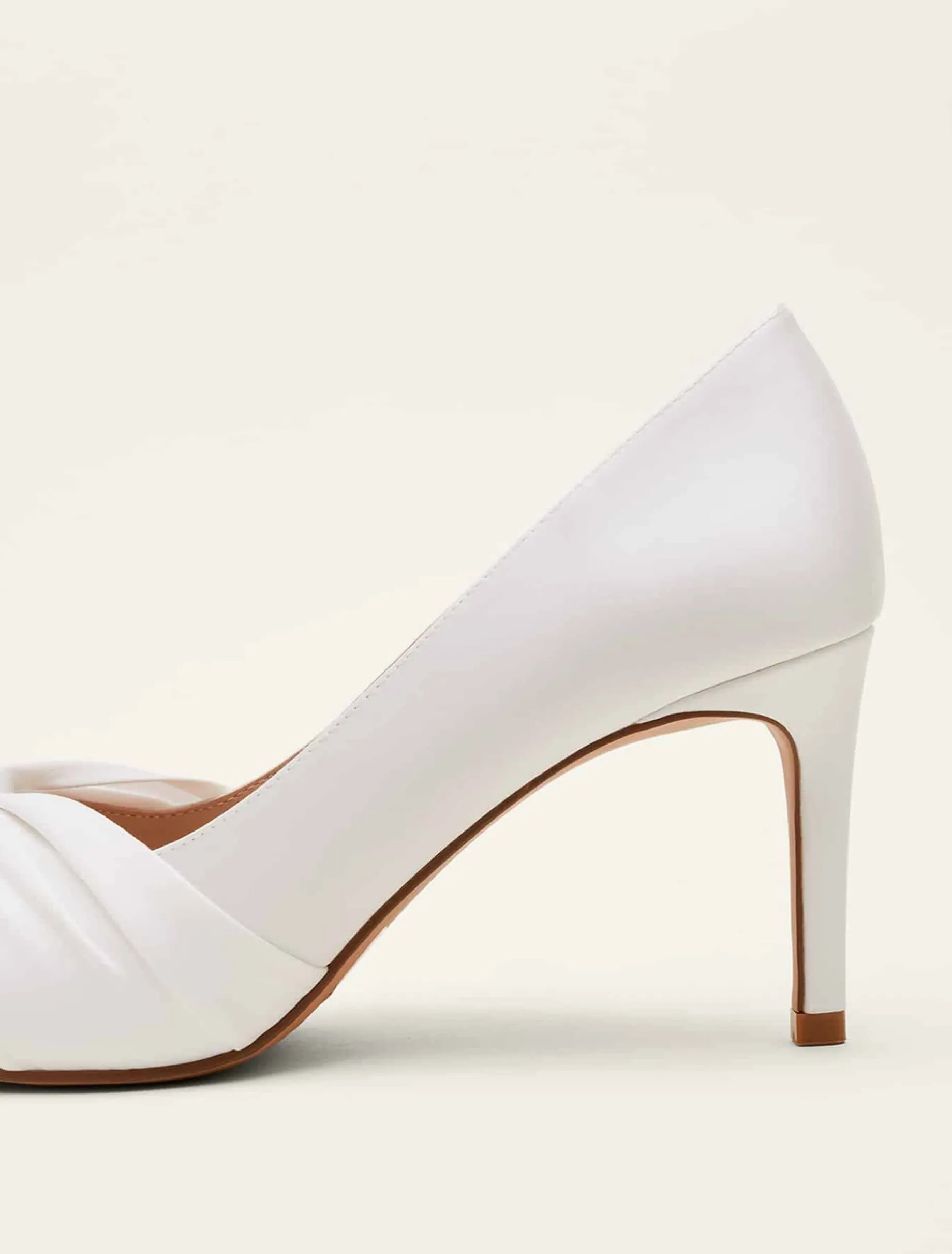 Occasion Shoes^Phase Eight Kendal Court Shoe Ivory