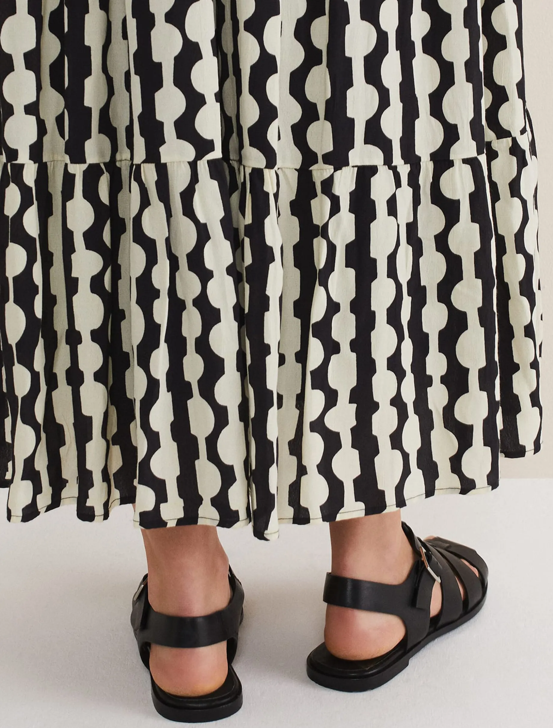 Sandals & Wedges^Phase Eight Leather Chunky Strap Sandal Black