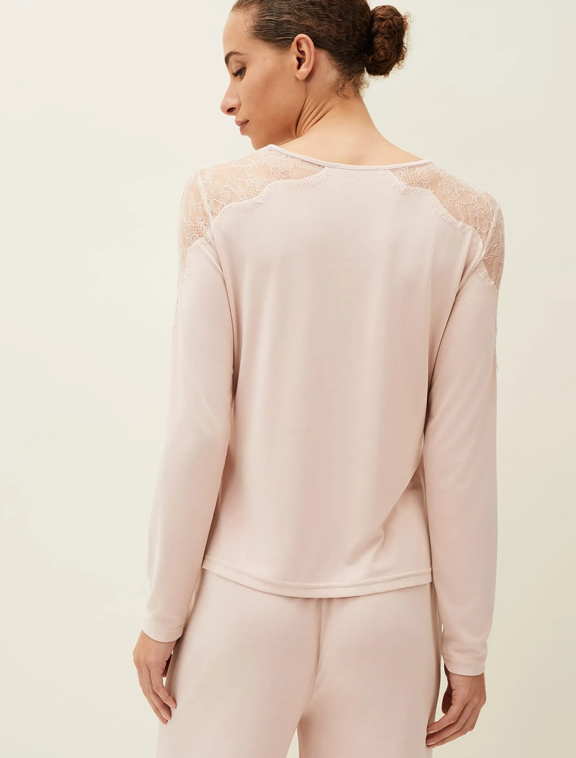 Pyjamas^Phase Eight Marlie Lace Long Sleeved Pyjama Top Soft Pink