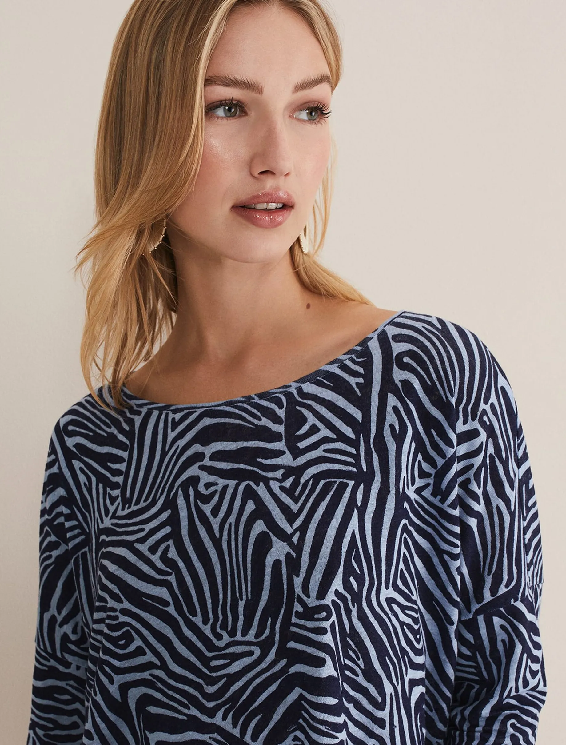 Tops & T-Shirts^Phase Eight Moire Zebra Linen Top Blue