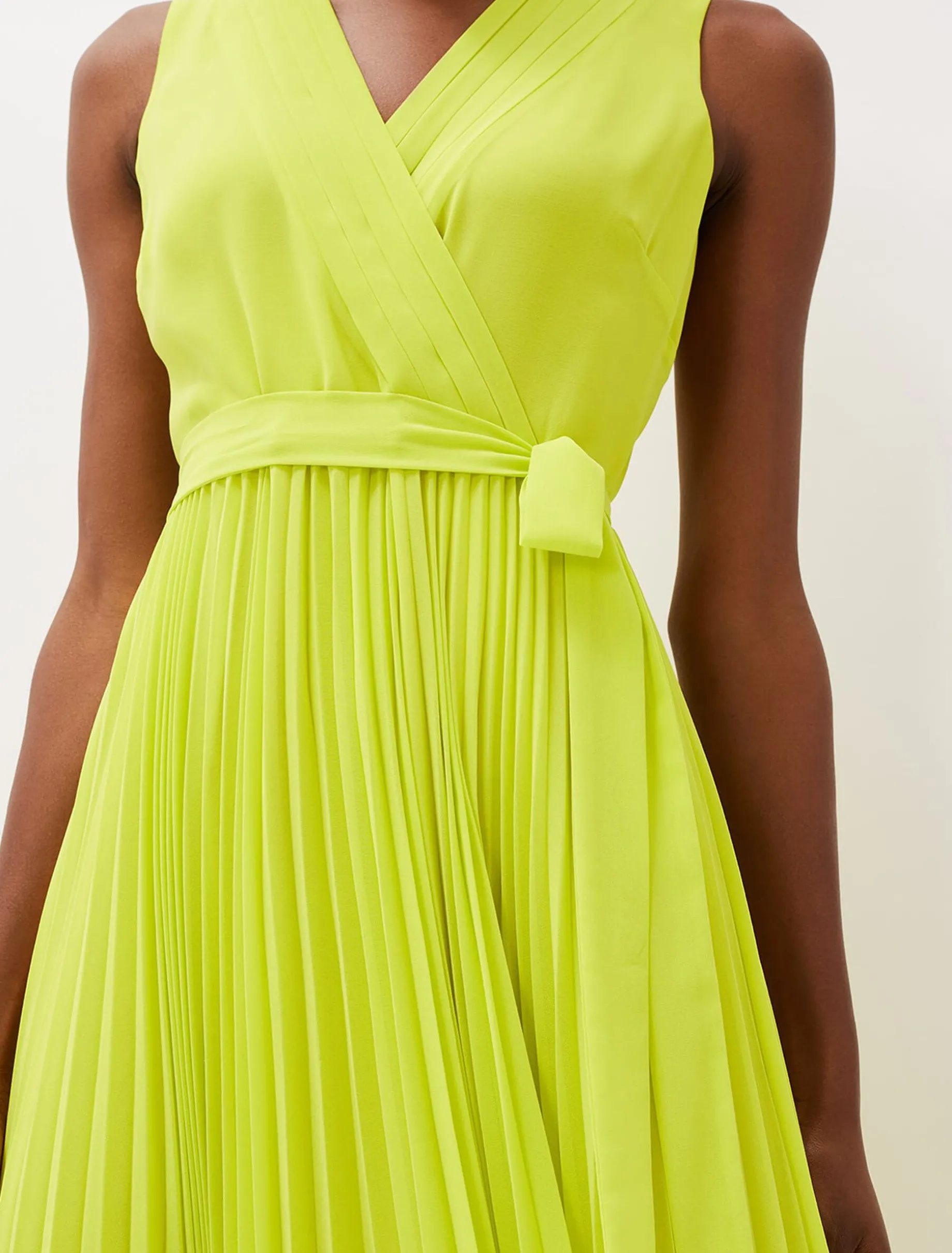 Dresses^Phase Eight Molly Chiffon Maxi Dress Lime