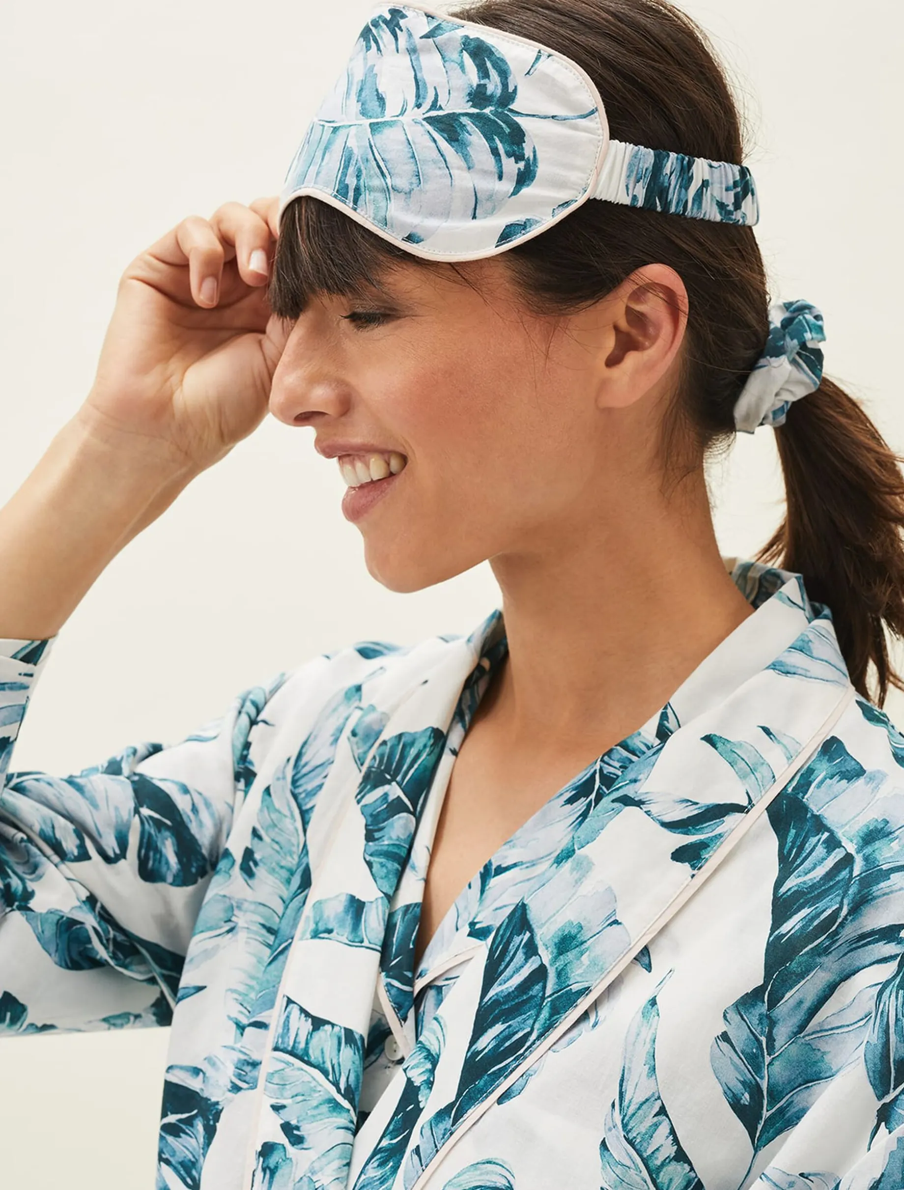 Pyjamas^Phase Eight Piera Palm Print Pyjama Set Multi-Coloured